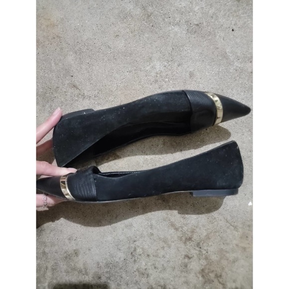Aldo Black Pointed Flats Gold Band Accent Sz 8 - Picture 7 of 8